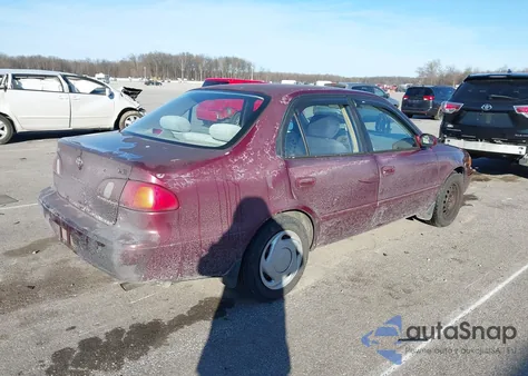 1998 Toyota Corolla Le z USA, uszkodzony, nr VIN 1NXBR18E8WZ101756